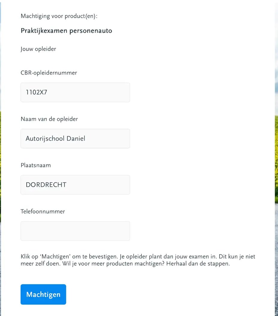Schermafbeelding van cbr.nl: Controleer je gegevens en machtig